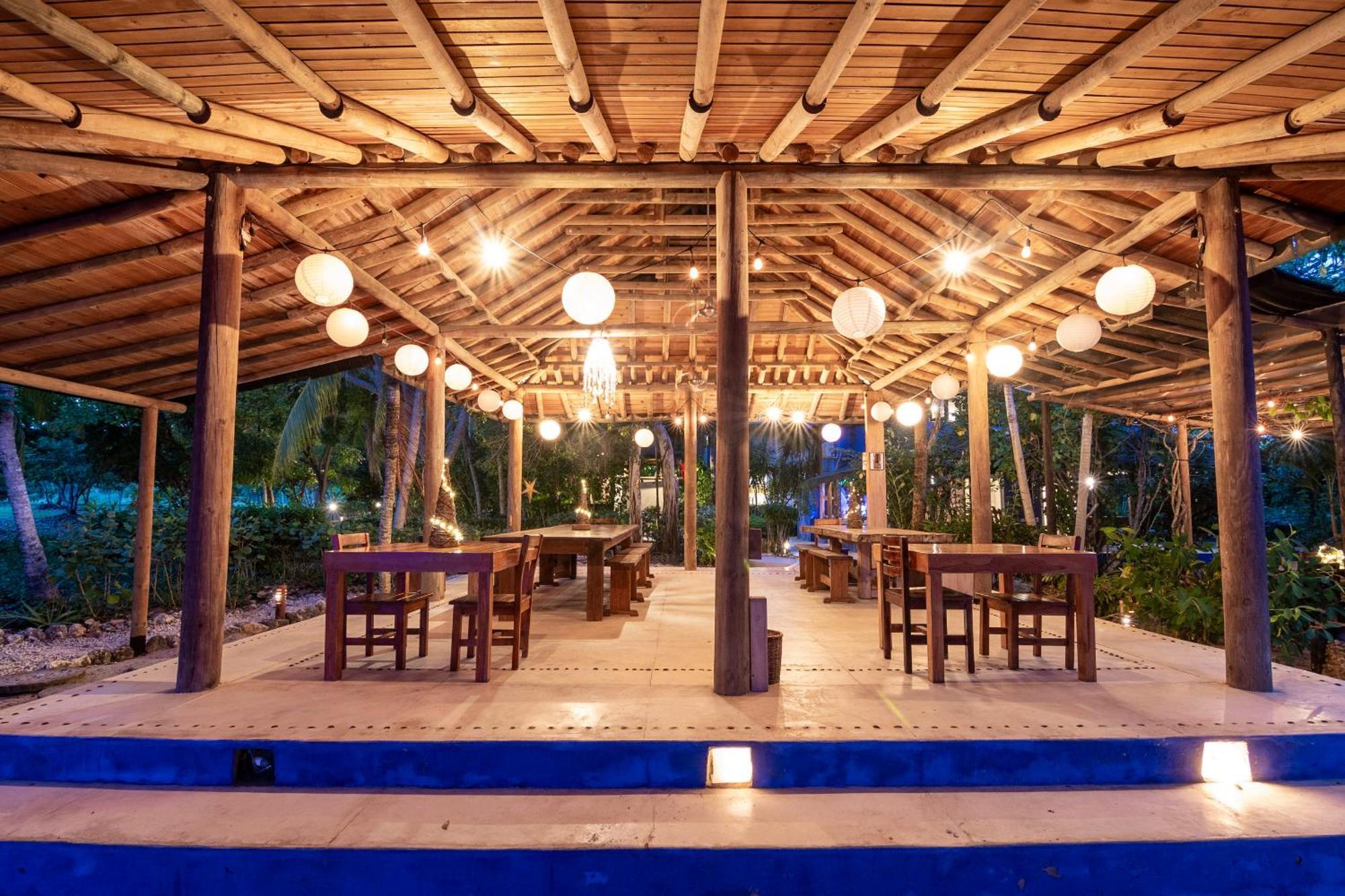 Hotel Playa Manglares Isla Baru Santa Ana  エクステリア 写真