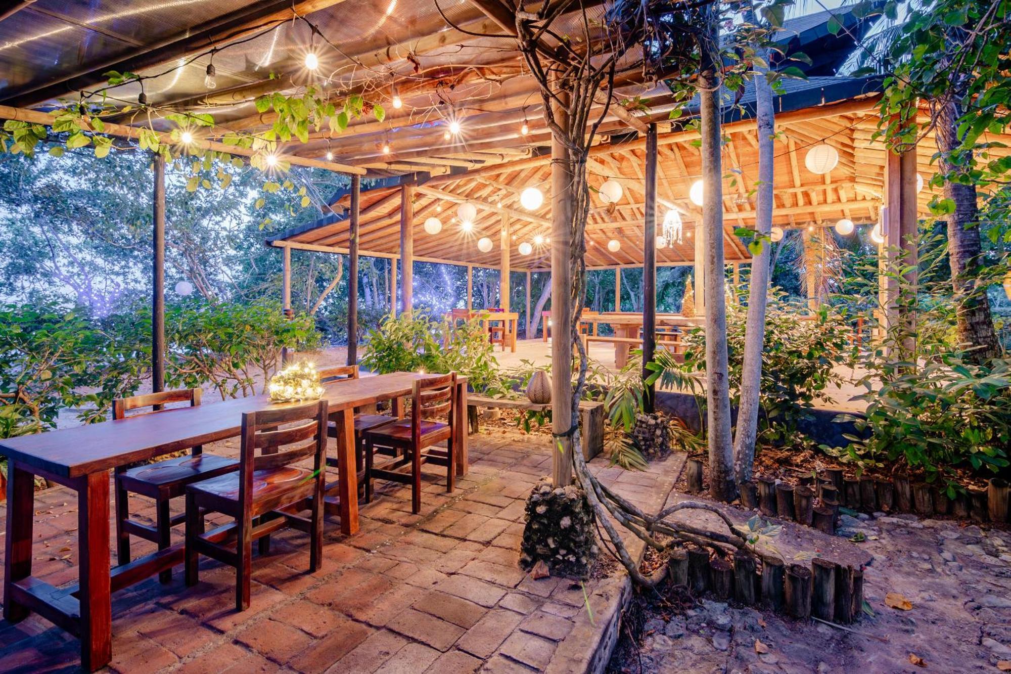 Hotel Playa Manglares Isla Baru Santa Ana  エクステリア 写真