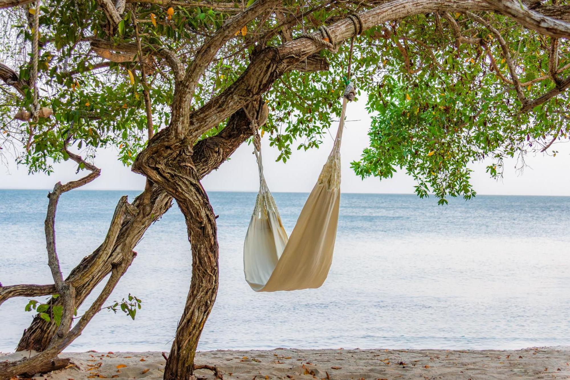 Hotel Playa Manglares Isla Baru Santa Ana  エクステリア 写真