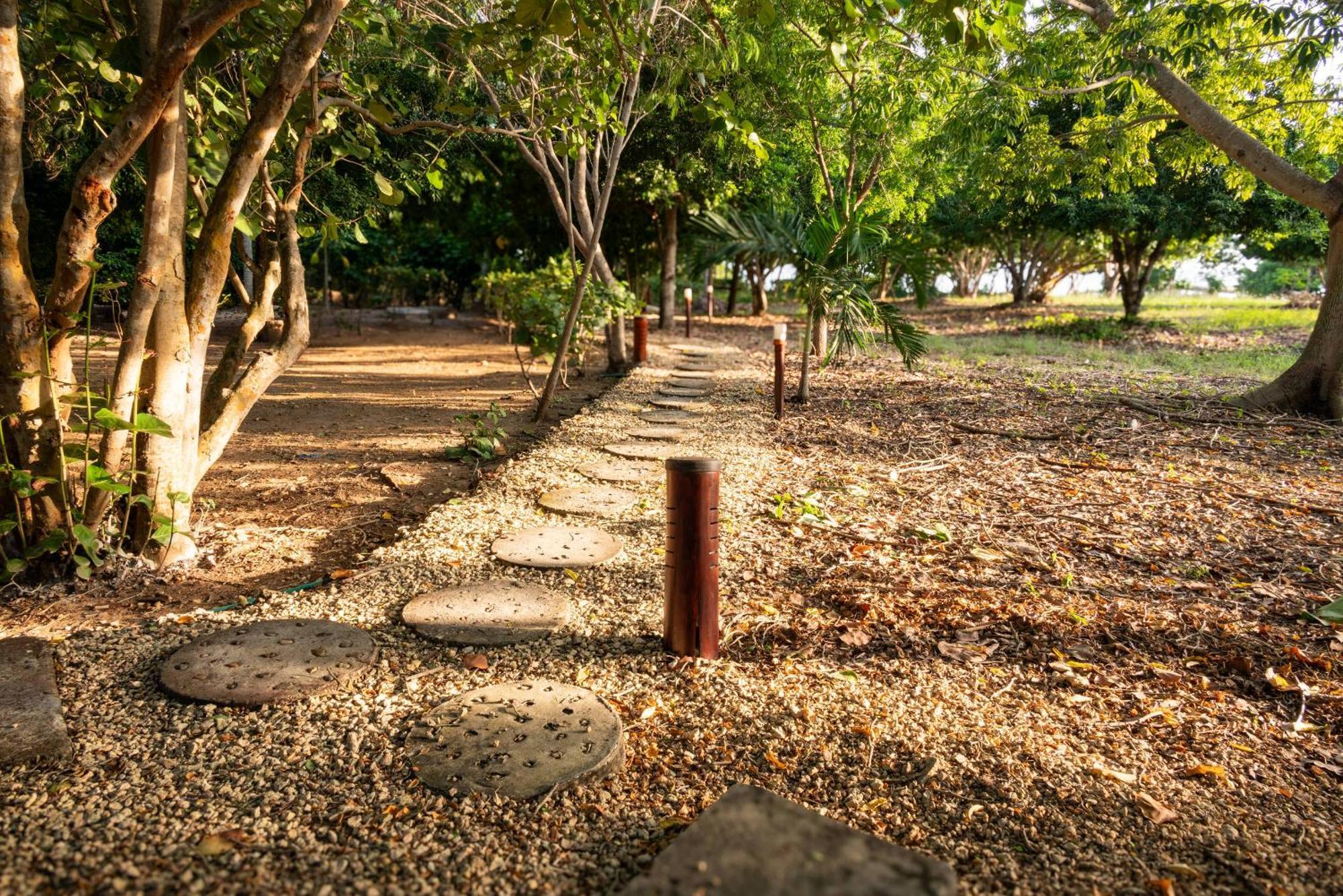 Hotel Playa Manglares Isla Baru Santa Ana  エクステリア 写真